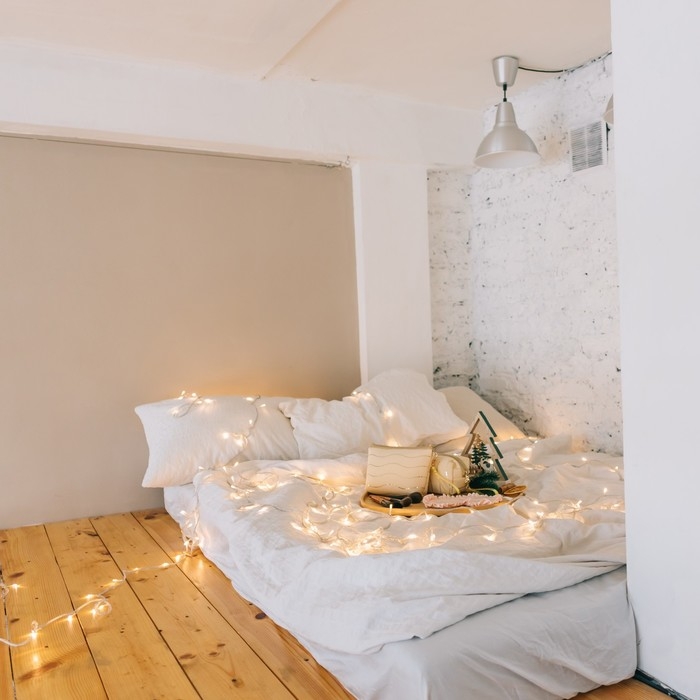 Гирлянда &laquo;Нить&raquo; 10 м, IP20, прозрачная нить, 100 LED, свечение тёплое белое, 8 режимов, 220 В