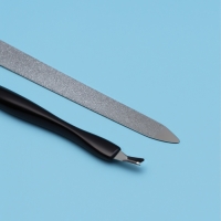 Набор маникюрный, 3 предмета, цвет чёрный/разноцветный Набор маникюрный, 3 предмета, цвет чёрный/разноцветный