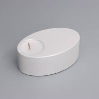 Свеча "Узкий овал. Мрамор" в подсвечнике из гипса,11,5х7х4см,белый перламутр Свеча "Узкий овал. Мрамор" в подсвечнике из гипса,11,5х7х4см,белый перламутр