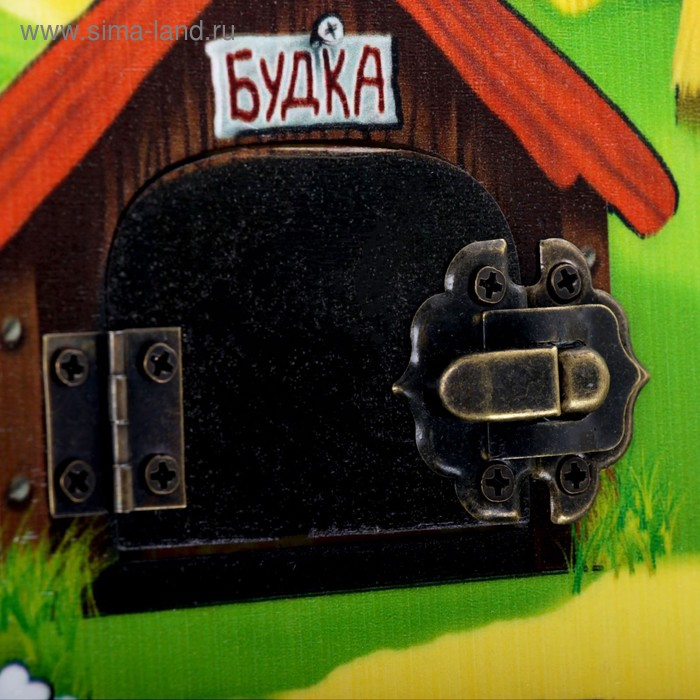 Бизиборд &laquo;Деревенский двор&raquo;, 8 замков