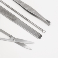 Набор маникюрный, 10 предметов, в футляре, красный Набор маникюрный, 10 предметов, в футляре, красный