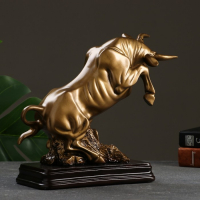 Фигура "Бык" золото, 25х10,5х22,5см Фигура "Бык" золото, 25х10,5х22,5см