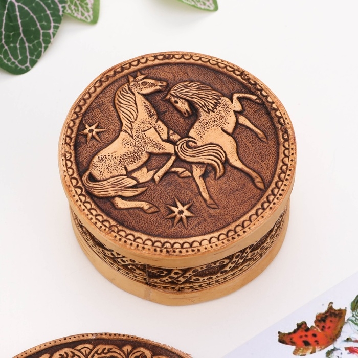 Шкатулка Шкатулка "Лошадки", круглая, береста, микс