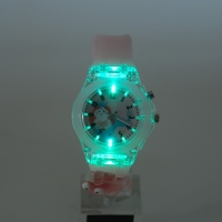 Часы наручные детские "Рыбка", d-2.5 см Часы наручные детские "Рыбка", d-2.5 см