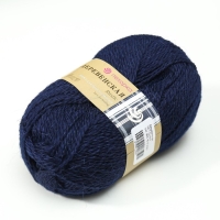 Пряжа "Деревенская" 100% полугрубая шерсть 250м/100гр (04-темно-синий) Пряжа "Деревенская" 100% полугрубая шерсть 250м/100гр (04-темно-синий)