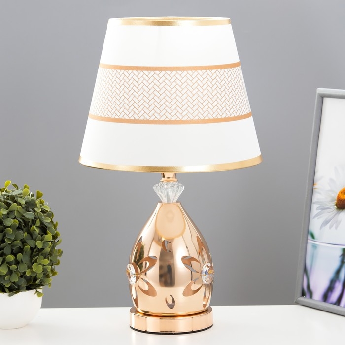 Настольная лампа "Бланш" Е27 40Вт золото 25х25х43 см RISALUX