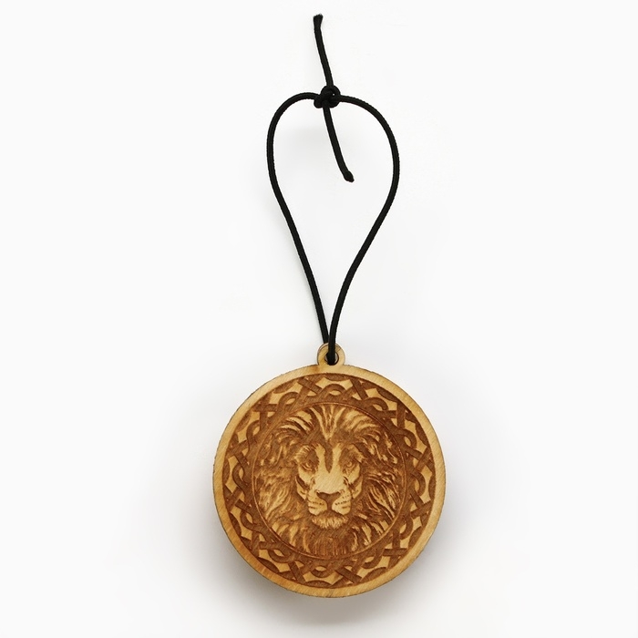 Ароматизатор в автомобиль на 23 Февраля &laquo;Лев&raquo;, подвеска автомобильная с пропиткой и ароматизатор