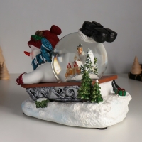 Сувенир полистоун водяной шар музыка, свет "Снеговик на санках" d=10 см 22х14х17,5 см Сувенир полистоун водяной шар музыка, свет "Снеговик на санках" d=10 см 22х14х17,5 см