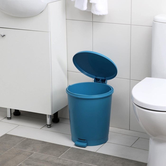 Ведро с педалью &laquo;Эконом&raquo;, 12 л, цвет МИКС