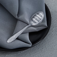 Ложка чайная с гравировкой &laquo;100% крутой мужик&raquo;, на подарочной открытке, 3 х 14 см.