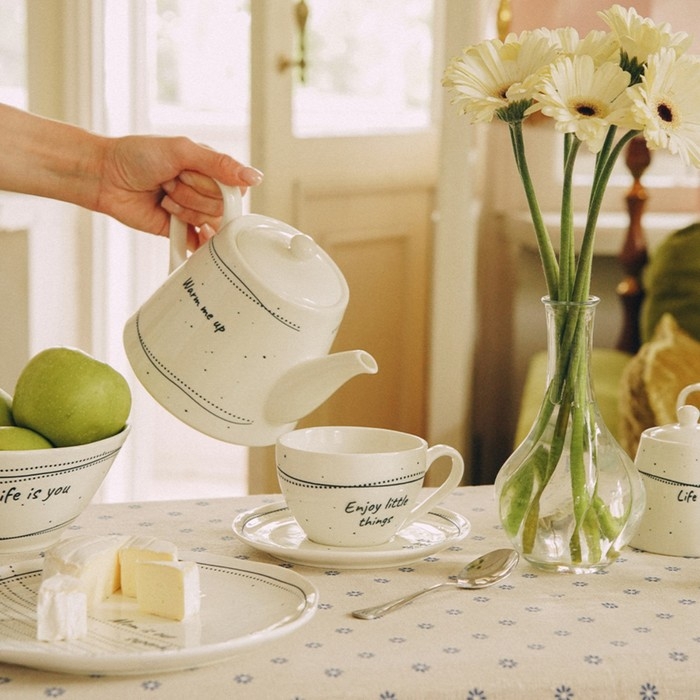 Чайник заварочный фарфоровый SL Home «Милый дом», 900 мл, 21×13,8×13,5 см, цвет белый Чайник заварочный фарфоровый SL Home «Милый дом», 900 мл, 21×13,8×13,5 см, цвет белый
