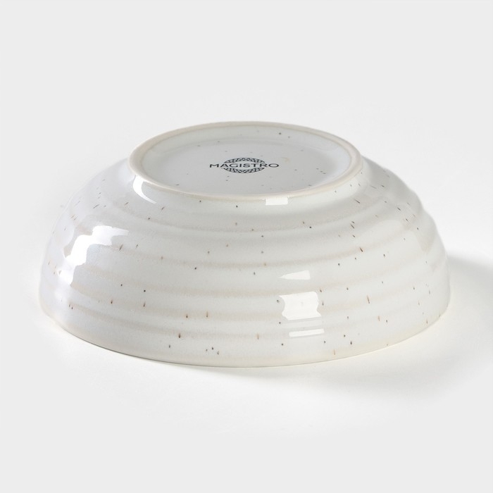 Салатник фарфоровый Magistro Urban, 260 мл, d=12 см, цвет белый в крапинку