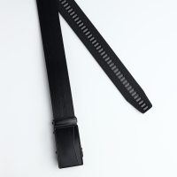 Ремень мужской, ширина 3,5 см, пряжка автомат, цвет чёрный Ремень мужской, ширина 3,5 см, пряжка автомат, цвет чёрный