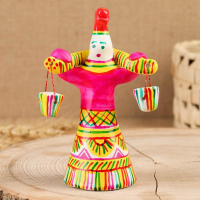 Филимоновская игрушка «Барыня с коромыслом» Филимоновская игрушка «Барыня с коромыслом»