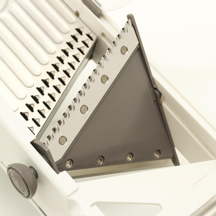 Овощерезка Magistro Stormy, с контролируемым углом нарезания, нержавеющая сталь, 35&times;15&times;14 см, цвет белый