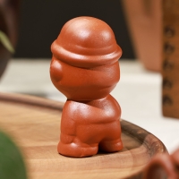 Фигурка для чайной церемонии "Писающий мальчик в шляпе" 3,5х3,5х6см Фигурка для чайной церемонии "Писающий мальчик в шляпе" 3,5х3,5х6см