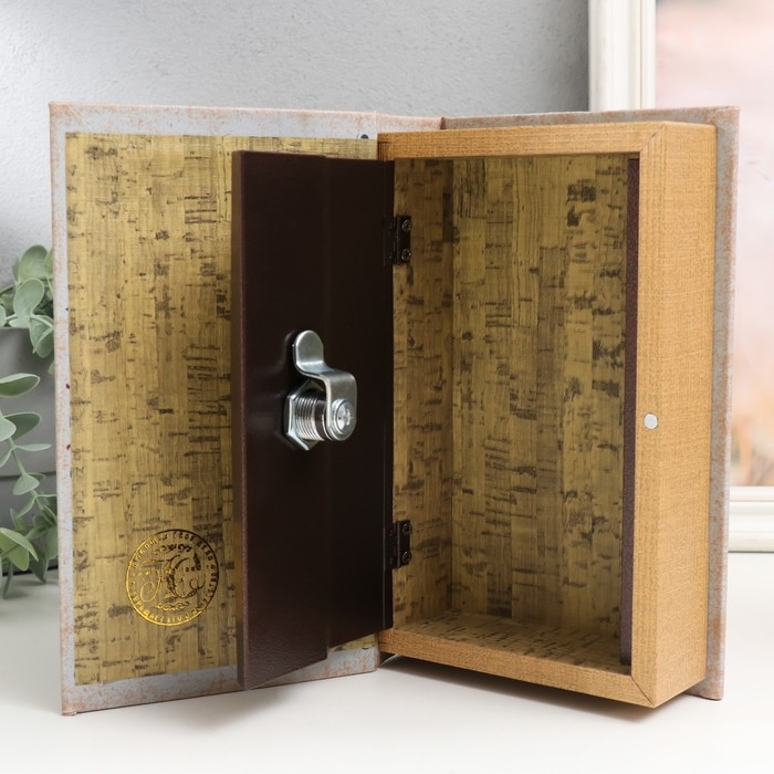 Сейф-книга дерево кожзам "Поймай дух океана" 21х13х5 см