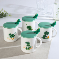 Кружка керамическая с крышкой и ложкой &laquo;Дино&raquo;, 320 мл, рисунок МИКС