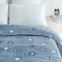 Плед светящийся Фри дом Звездный 100х150см, аэрософт 190г/м, пэ100% Плед светящийся Фри дом Звездный 100х150см, аэрософт 190г/м, пэ100%