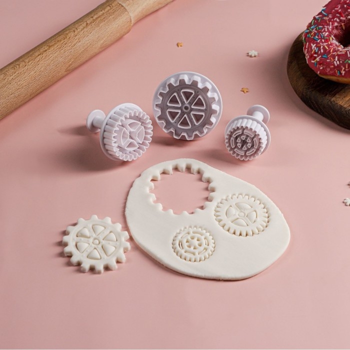 Набор плунжеров кондитерских Доляна «Шестерёнки», 3 шт Набор плунжеров кондитерских Доляна «Шестерёнки», 3 шт