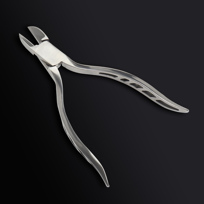 Кусачки педикюрные «Premium», скрытая пружина, 13 см, длина лезвия - 16 мм, цвет серебристый Кусачки педикюрные «Premium», скрытая пружина, 13 см, длина лезвия - 16 мм, цвет серебристый