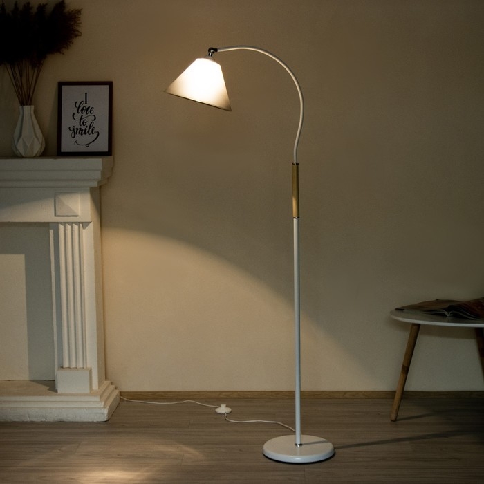 Торшер Торшер "Капитан" 1х15Вт Е27 МОДЕЛЬ: BR 01046 белый/черный