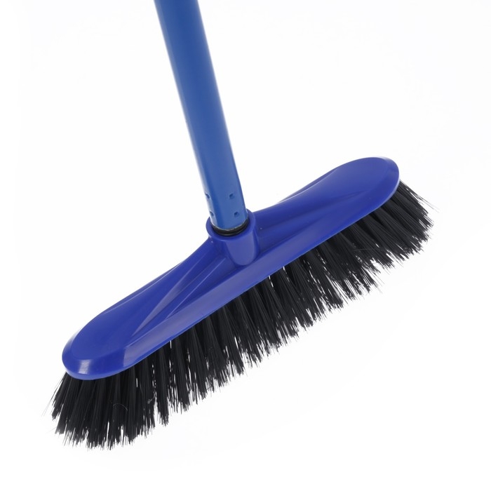 Щётка для пола с черенком &laquo;Комфорт&raquo;, жёсткая, цвет МИКС
