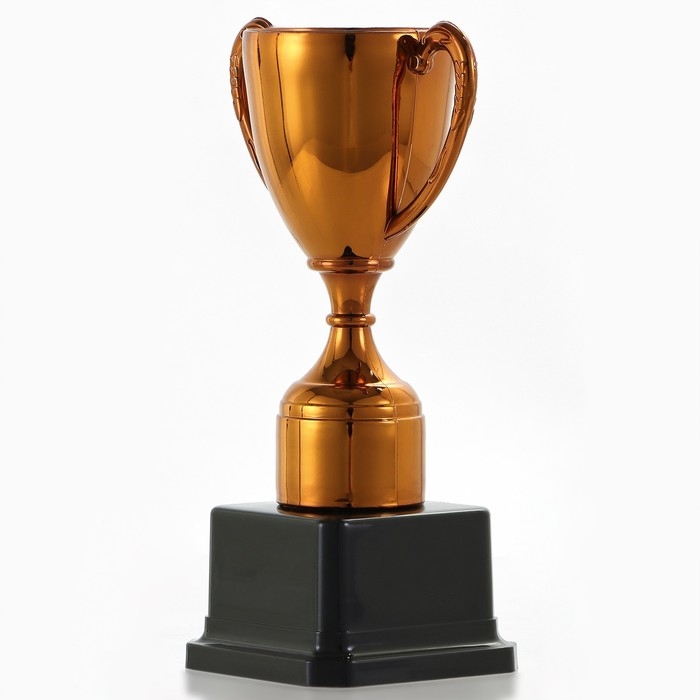 Кубок 113, наградная фигура, бронза, подставка пластик, 17,7 x 10,5 x 7,5 cм. Кубок 113, наградная фигура, бронза, подставка пластик, 17,7 x 10,5 x 7,5 cм.