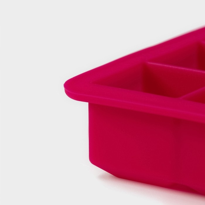 Форма для льда Доляна &laquo;Кубик&raquo;, силикон, 18,5&times;11,8&times;3 см, 15 ячеек 3,4&times;3,4 см, цвет розовый