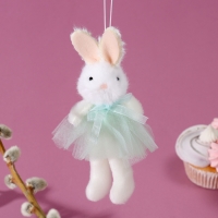 Мягкая игрушка &laquo;Зайка в платье&raquo; на подвесе, 16 см, цвет МИКС