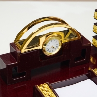 Набор настольный 6в1 (блок д/бумаг, подст. д/печати, карандашница, часы, визитница,глобус) Набор настольный 6в1 (блок д/бумаг, подст. д/печати, карандашница, часы, визитница,глобус)