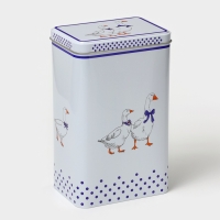 Банка для сыпучих продуктов «Гуси», 2,7 л, 13,5 х 9,5 х 21,5 см, жесть, цвет белый в горох Банка для сыпучих продуктов «Гуси», 2,7 л, 13,5 х 9,5 х 21,5 см, жесть, цвет белый в горох