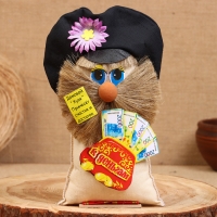 Оберег "Домовой в кепке, к деньгам, с кошельком", лён, 18 см Оберег "Домовой в кепке, к деньгам, с кошельком", лён, 18 см