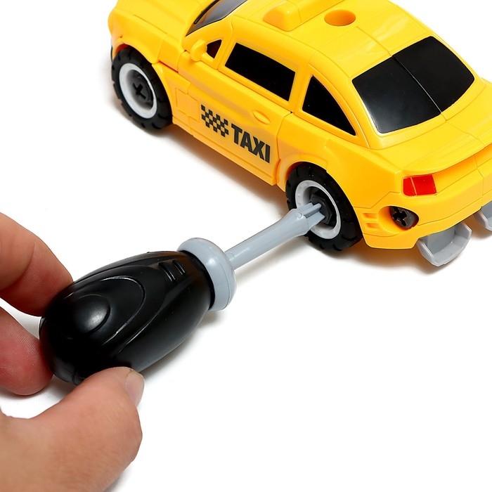 Конструктор винтовой &laquo;Такси&raquo;, 2 в 1 робот-машина