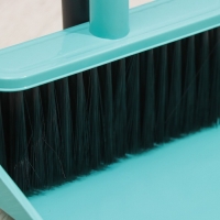 Щётка для пола с совком &laquo;Практик&raquo;, цвет МИКС