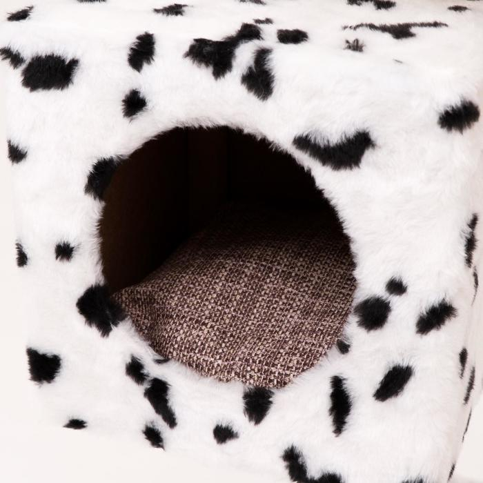 Домик для кошек с когтеточкой, с площадкой и полкой, 65 х 51 х 173 см, далматинец Домик для кошек с когтеточкой, с площадкой и полкой, 65 х 51 х 173 см, далматинец