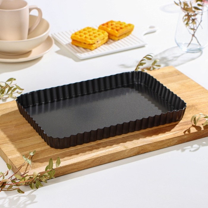 Форма для выпечки Доляна «Жаклин. Рифленый прямоугольник», 31×21×3 см, съёмное дно, антипригарное покрытие, цвет чёрный Форма для выпечки Доляна «Жаклин. Рифленый прямоугольник», 31×21×3 см, съёмное дно, антипригарное покрытие, цвет чёрный