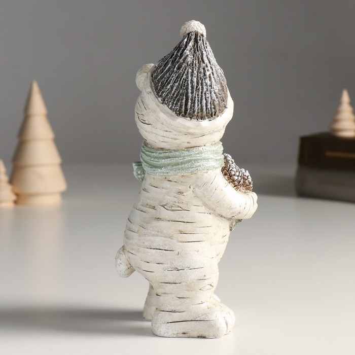 Сувенир полистоун Сувенир полистоун "Медвежонок в шапке и шарфе с охапкой шишек" 7,5х9,5х18,5 см