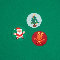 Новый год. Наклейки новогодние в рулоне "Новогодний праздник", 500 шт, 2,5 х 2,5 см. Новый год. Наклейки новогодние в рулоне "Новогодний праздник", 500 шт, 2,5 х 2,5 см.