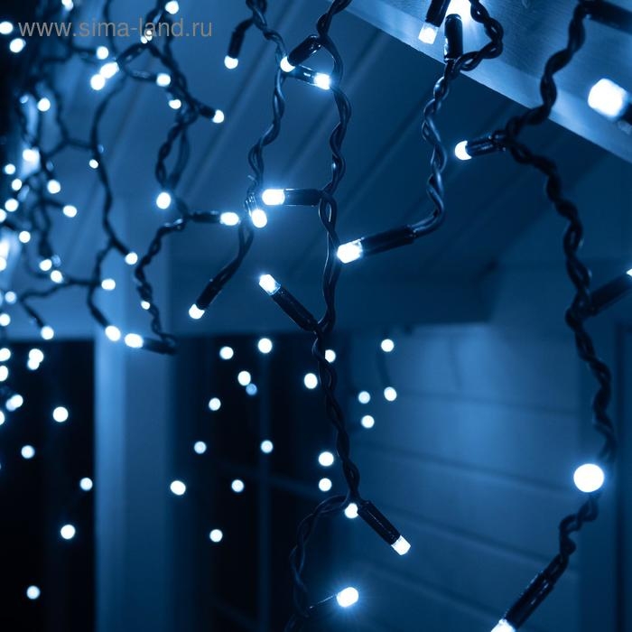 Гирлянда Гирлянда "Бахрома" 3 х 0.6 м , IP65, УМС, тёмная нить каучук, 108 LED, свечение белое, 220 В