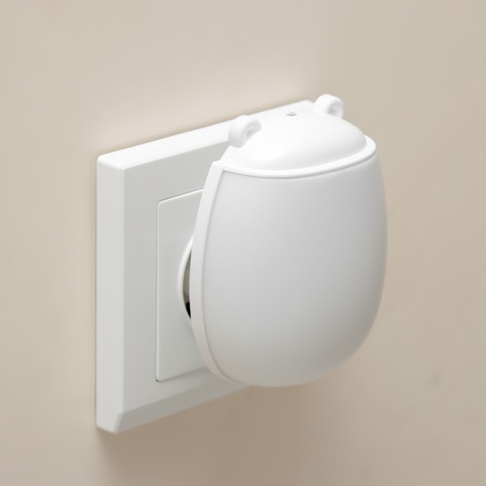 Ночник "Ушки" LED 1Вт белый 7х5х8 см RISALUX