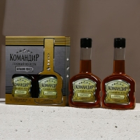 Новогодний подарочный набор косметики &laquo;Командир&raquo;, гель для душа и шампунь для волос во флаконах коньяка, 2 х 250 мл, Новый Год