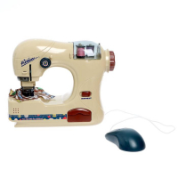 Швейная машинка «Хозяюшка», свет Швейная машинка «Хозяюшка», свет