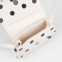 Сумка детская для девочки на магните, цвет белый Сумка детская для девочки на магните, цвет белый