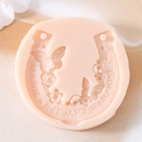 Молд силикон Подкова "Здоровья" 6,5х7 см Молд силикон Подкова "Здоровья" 6,5х7 см