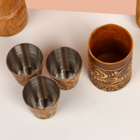 Набор стопок &laquo;Медведь&raquo;, 3 шт, в футляре, 4,5&times;4,5&times;8 см, береста