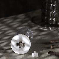 Светодиодная фигура под куполом &laquo;Дед Мороз&raquo; 6 &times; 9.5 &times; 6 см, дерево, батарейки LR1130х3 (нет в комплекте), свечение тёплое белое