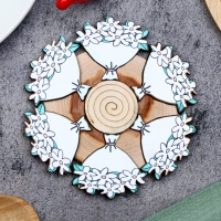 Подставка под горячее &laquo;Букет ромашек&raquo;, D=12 см, можжевельник