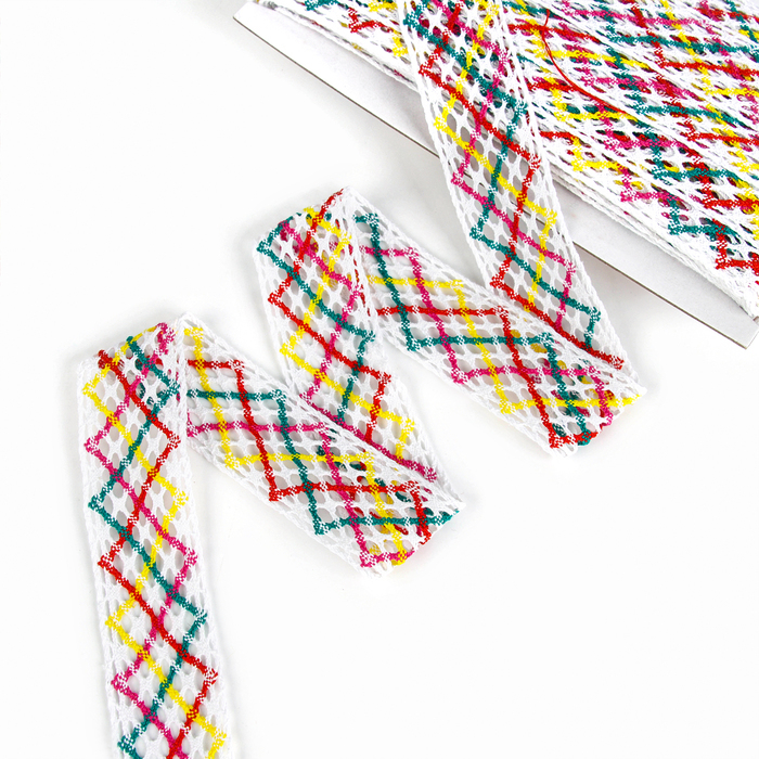 Тесьма многоцветная &laquo;Зигзаг&raquo;, ширина 4 см, в упаковке 25 м