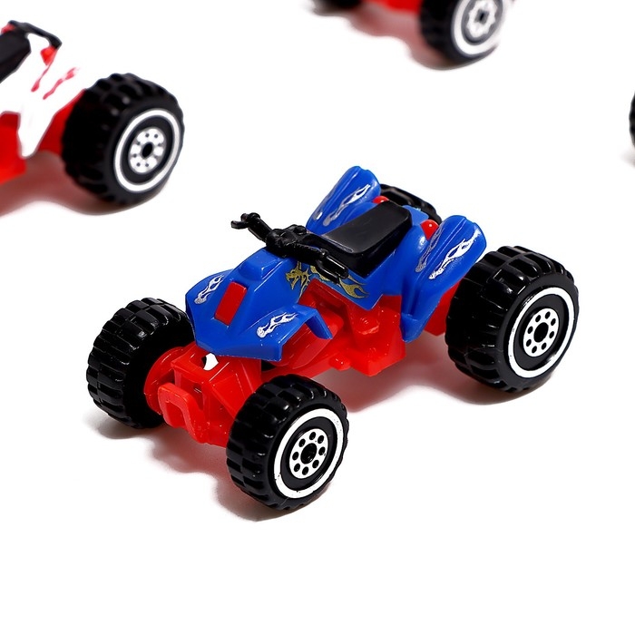 Подводная лодка «Субмарина-перевозчик», с квадроциклами Подводная лодка «Субмарина-перевозчик», с квадроциклами